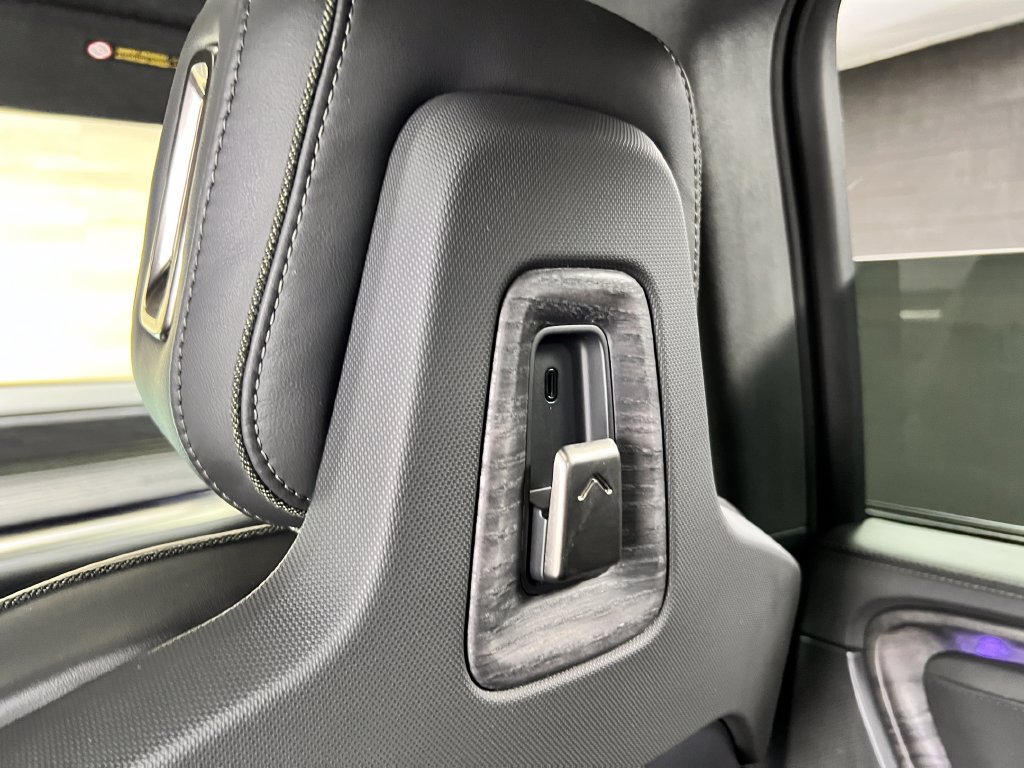 Used 2022 Rivian R1T Adventure AWD/4WD image 23