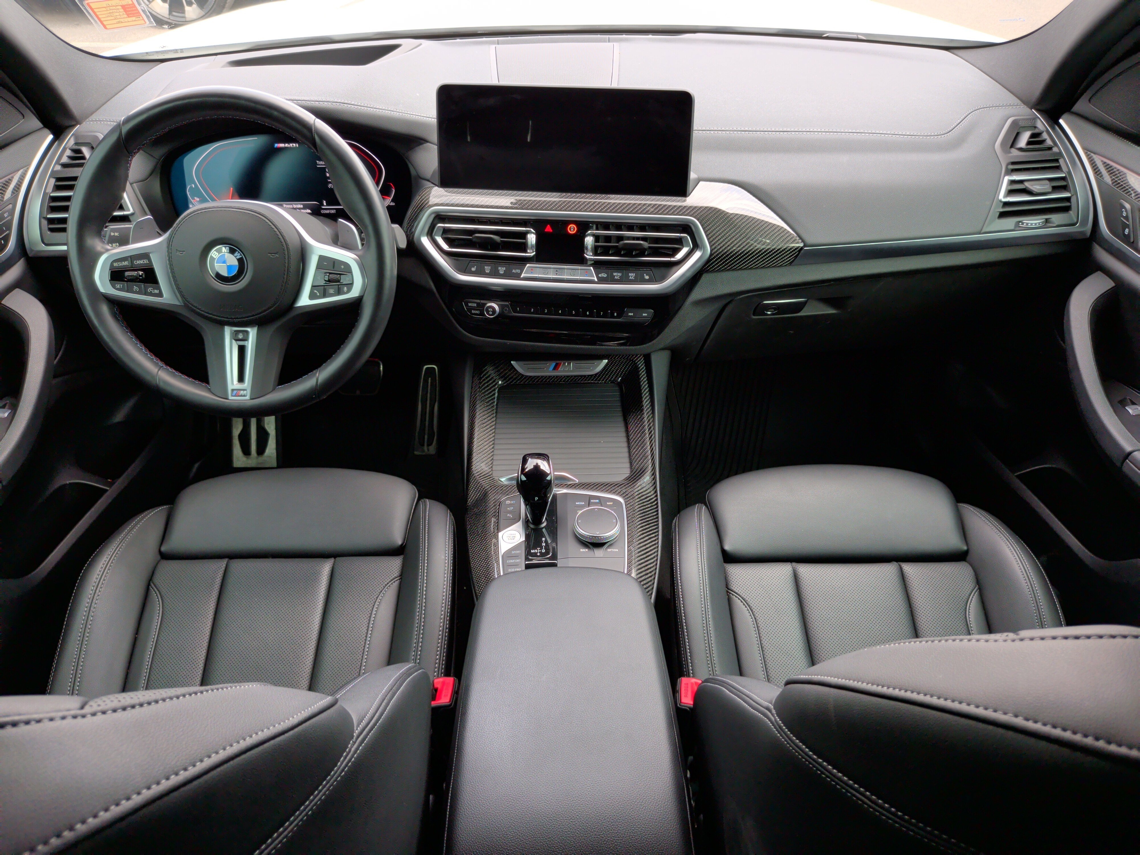 Used 2024 BMW X3 M40i w/ Premium Package image 33