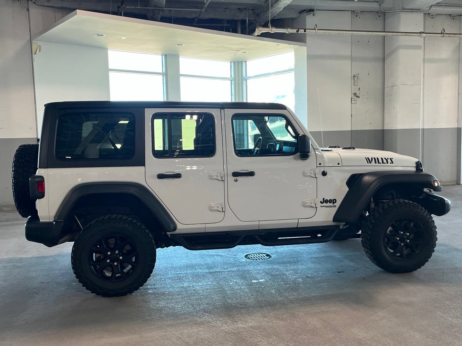 Used 2021 Jeep Wrangler Unlimited Sport AWD/4WD image 12
