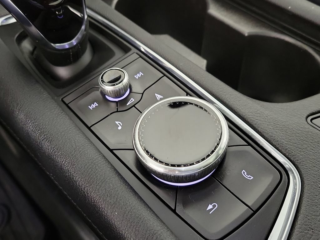 Certified 2024 Cadillac XT6 Premium Luxury FWD image 31