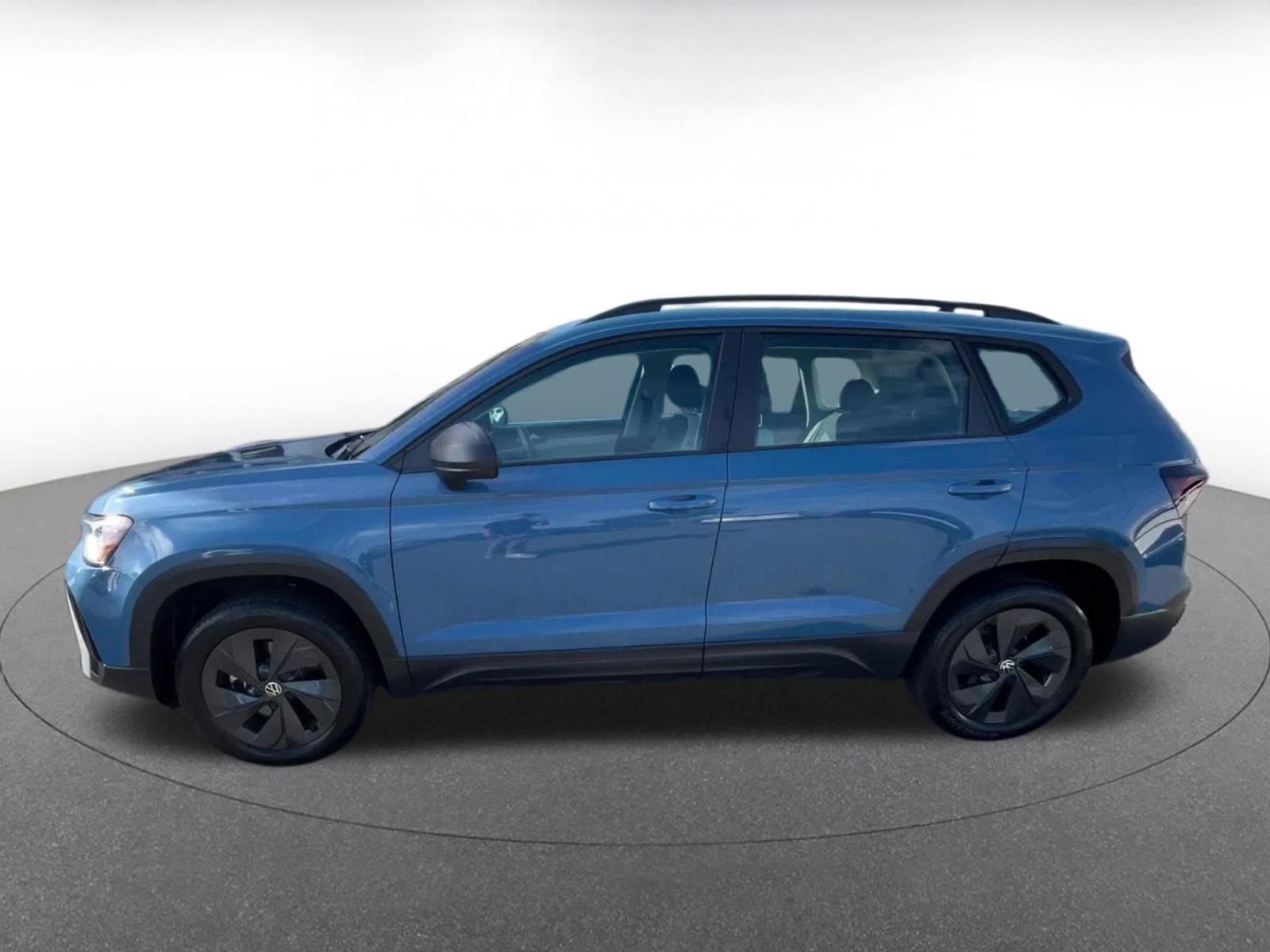 Used 2026 Volkswagen Taos S FWD image 9
