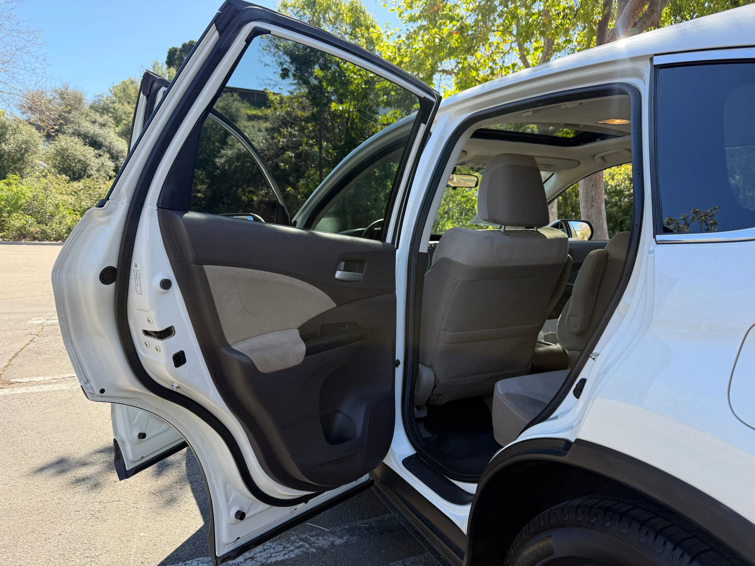 Used 2013 Honda CR-V EX image 28