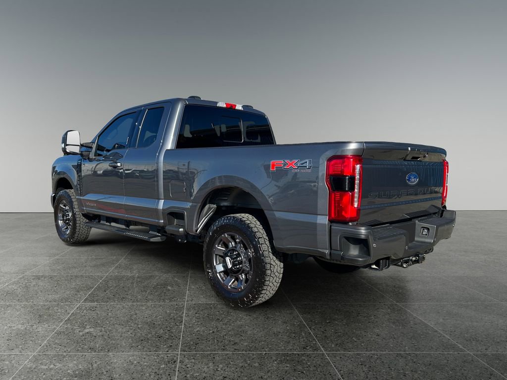 Used 2023 Ford F250 Lariat w/ Sport Appearance Package AWD/4WD image 6