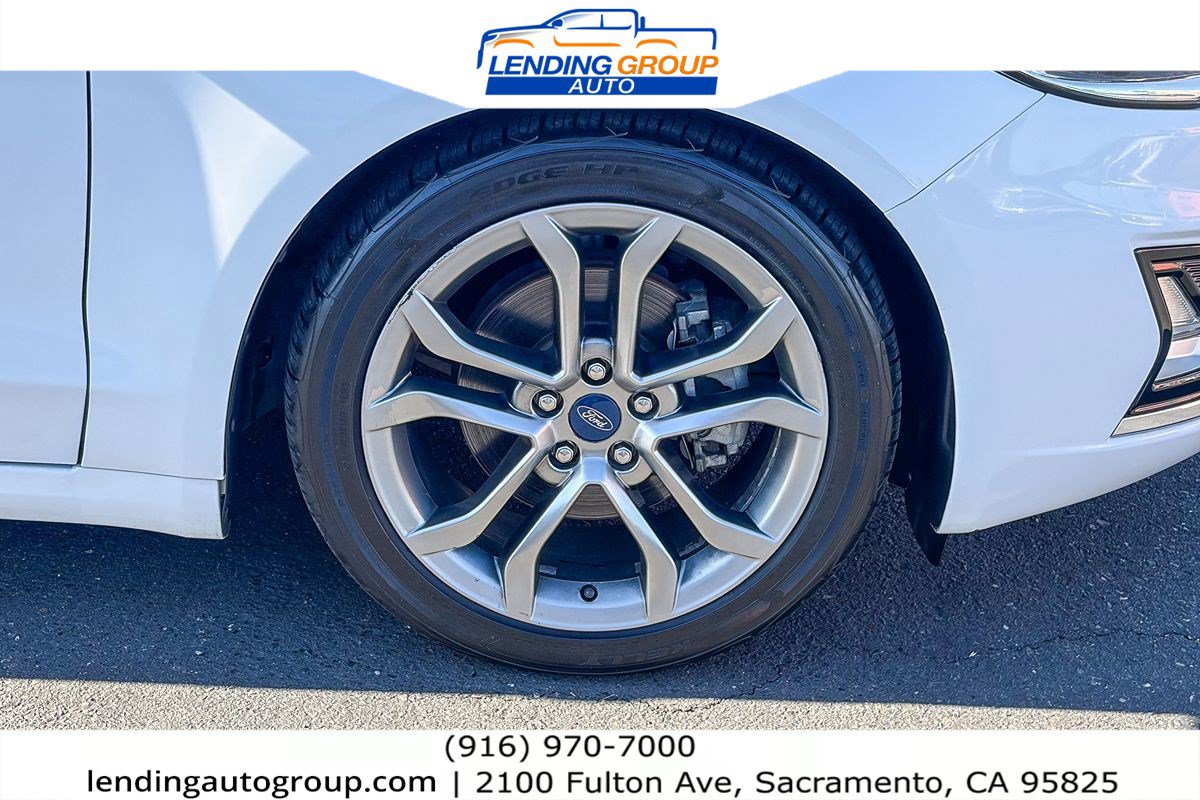 Used 2019 Ford Fusion Titanium FWD image 9