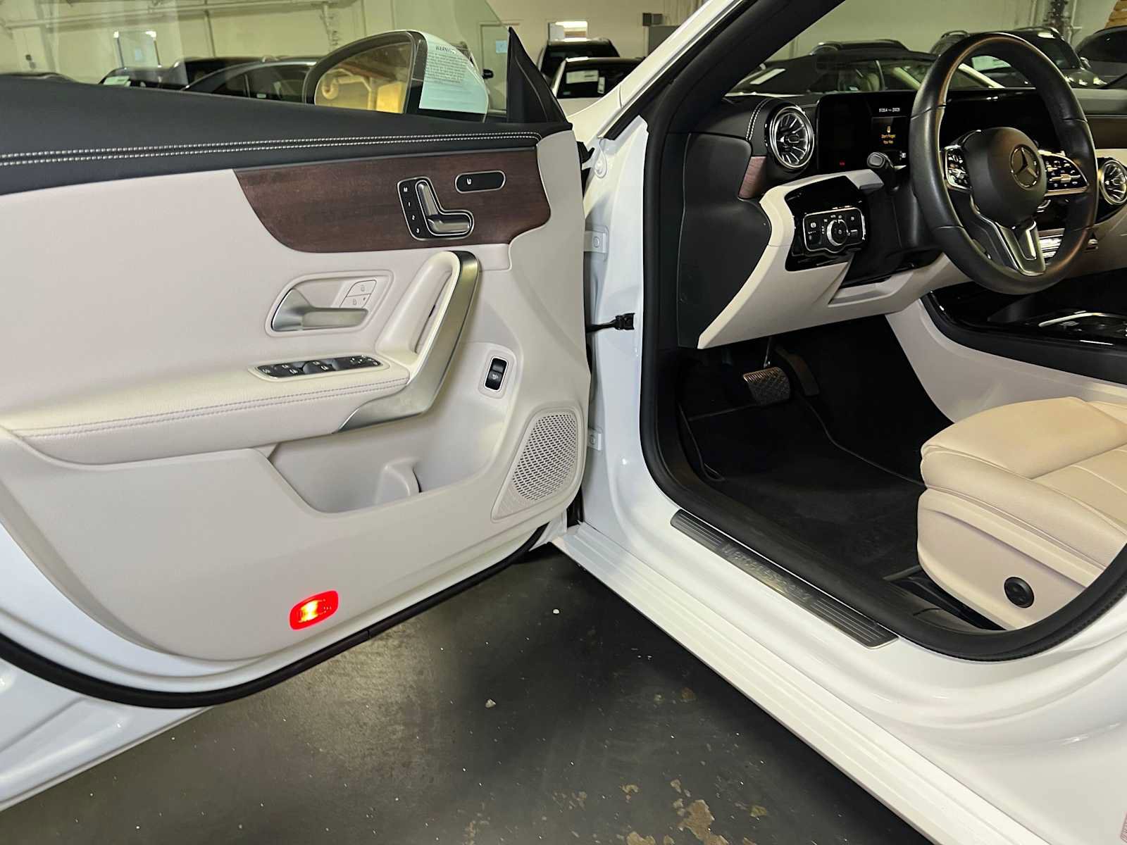 Certified 2023 Mercedes-Benz CLA 250 4MATIC image 19