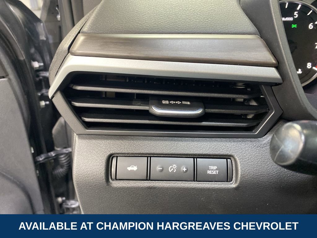Used 2024 Nissan Altima 2.5 SV image 23
