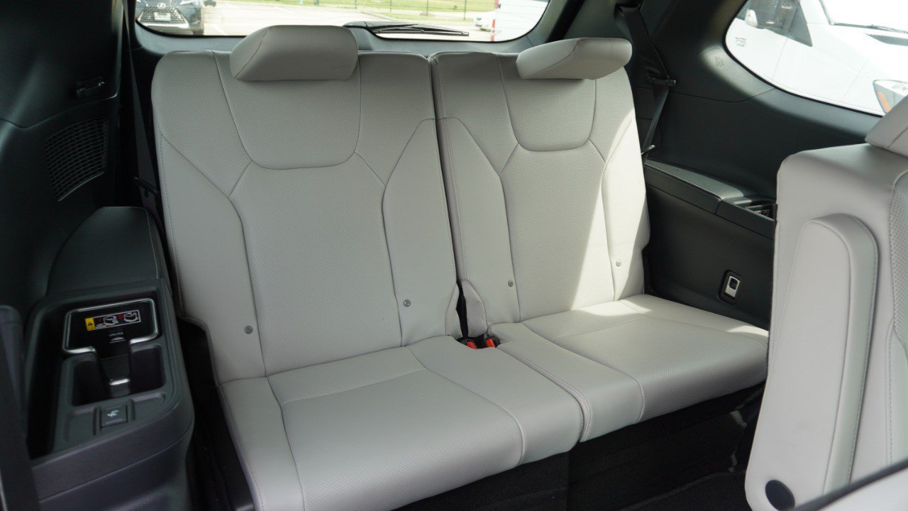 Certified 2026 Lexus TX 350 AWD w/ Technology Package image 18