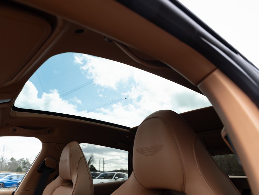 New 2025 Aston Martin DBX 707 image 30