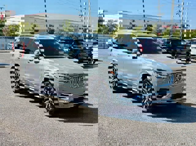 Used 2024 Volvo XC90 B6 Plus
