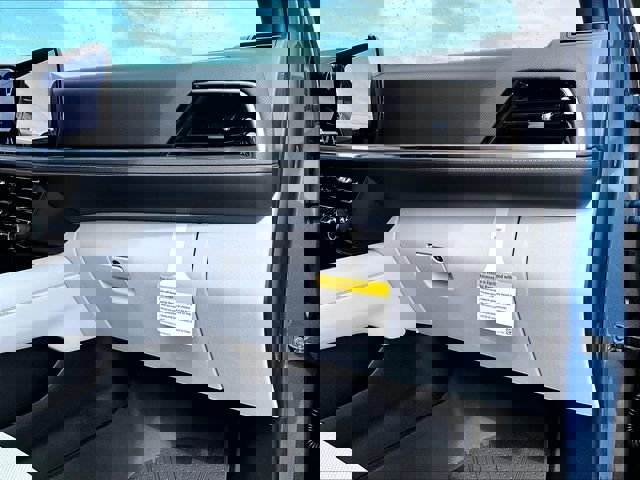 New 2026 Chevrolet Suburban Premier image 28