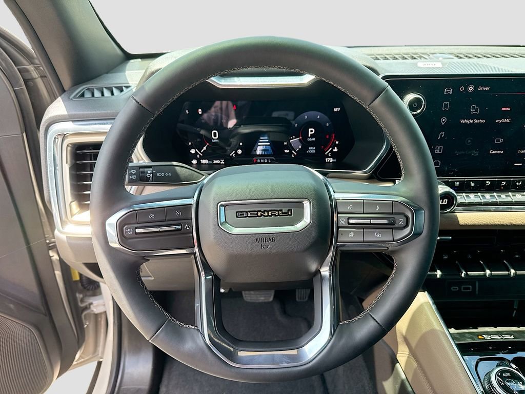 Used 2026 GMC Canyon Denali AWD/4WD image 13