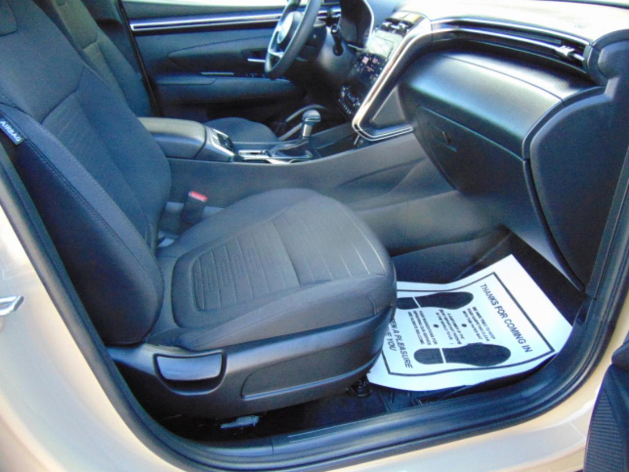 Used 2024 Hyundai Santa Cruz SEL AWD/4WD image 16