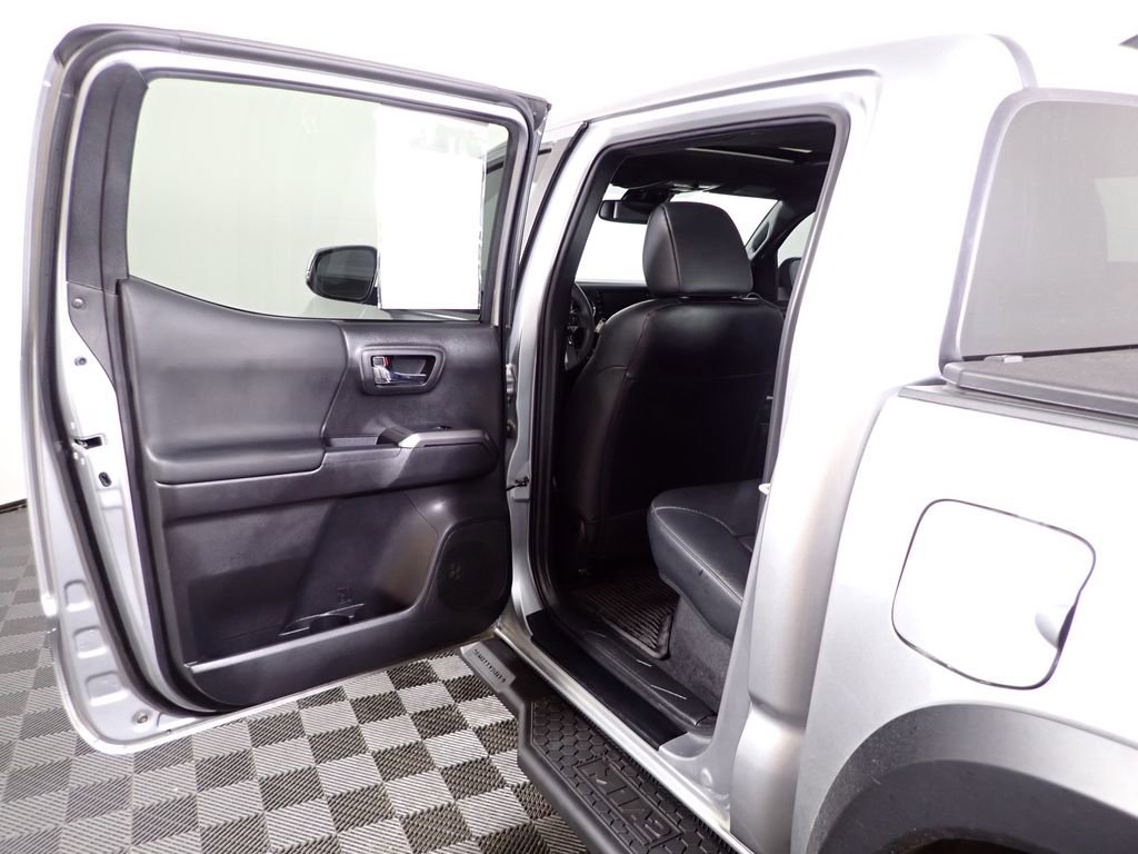 Used 2023 Toyota Tacoma TRD Off-Road w/ TRD Premium Off Road Package image 30