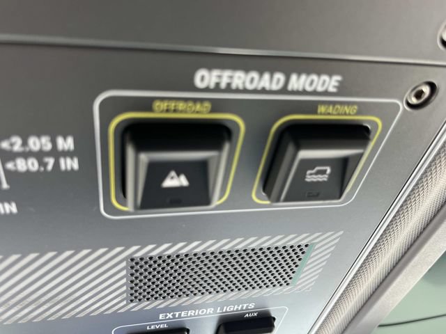 Used 2025 INEOS Grenadier Station Wagon AWD/4WD image 42