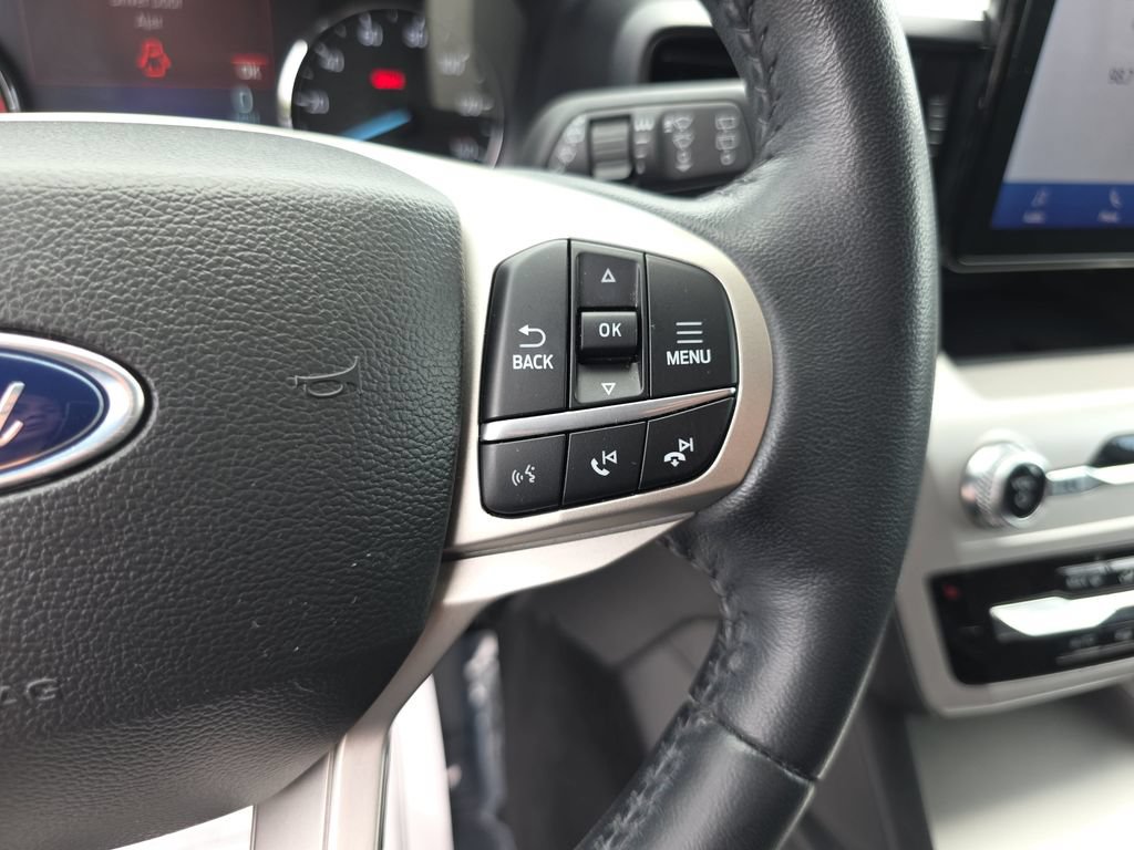 Used 2023 Ford Explorer XLT RWD image 18