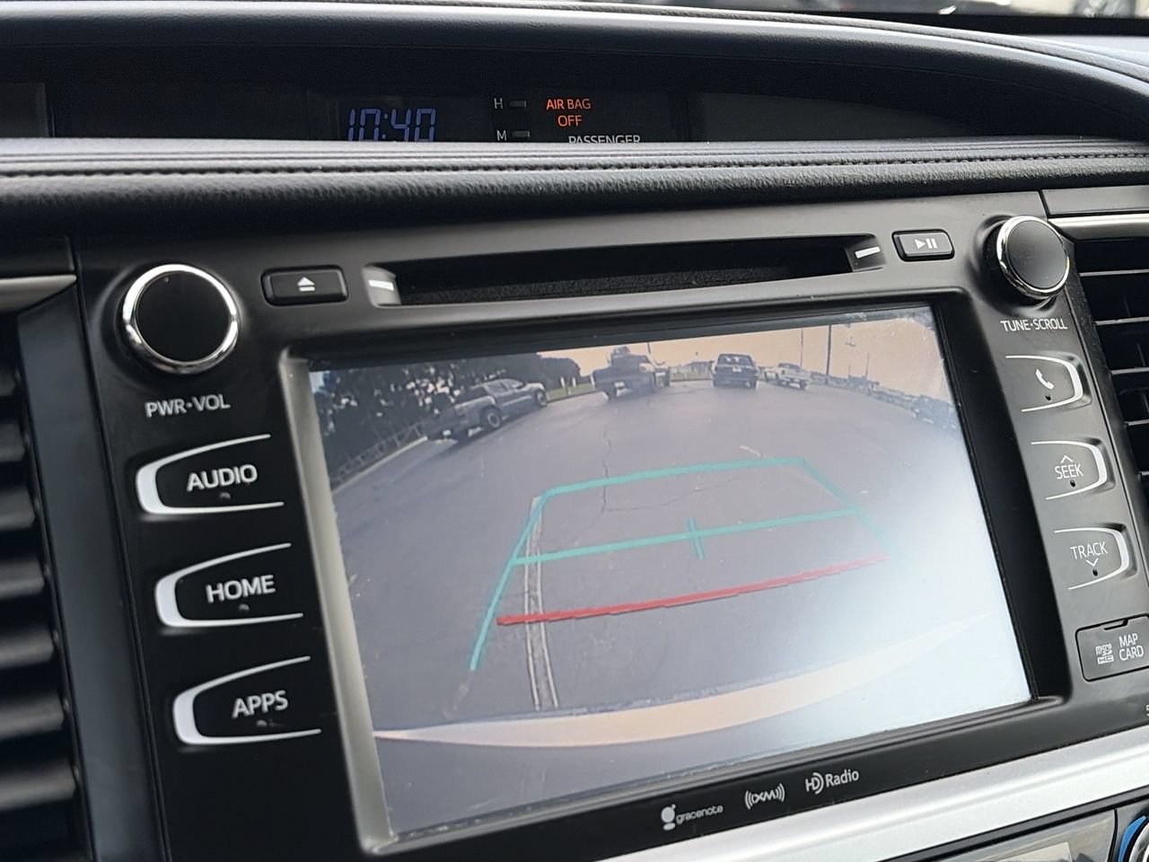 Used 2018 Toyota Highlander XLE FWD image 5