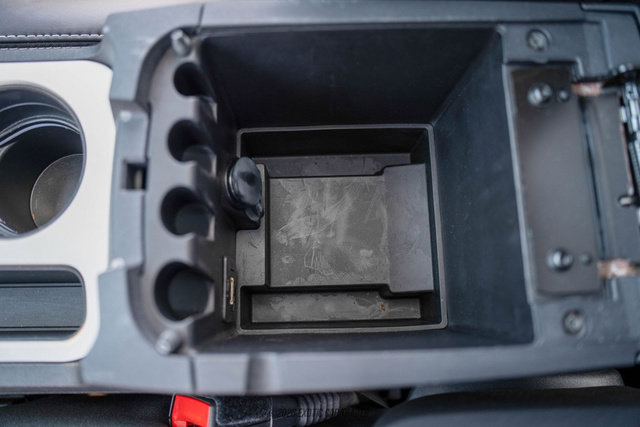 Used 2013 Dodge Challenger SRT8 w/ Harman Kardon Audio Group RWD image 77