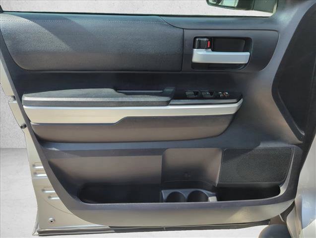 Used 2016 Toyota Tundra SR5 w/ SR5 Upgrade Package image 10