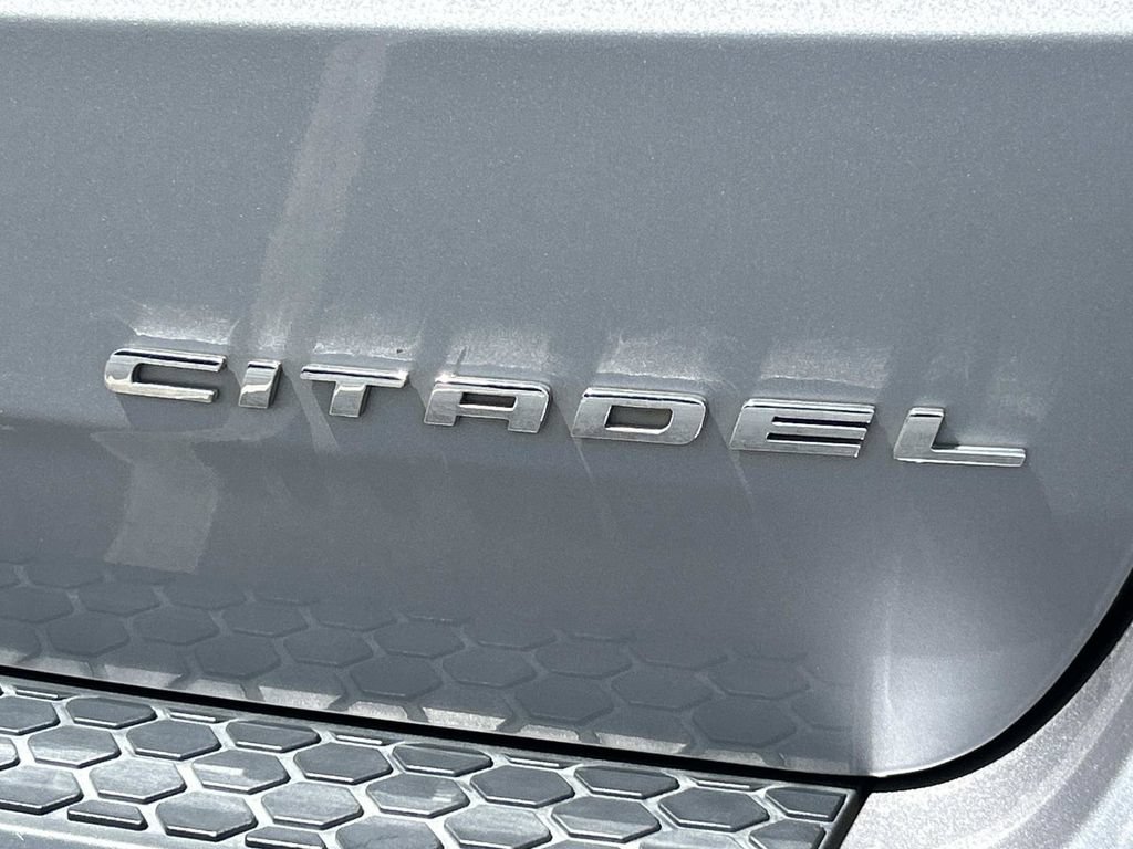 Used 2016 Dodge Durango Citadel w/ Premium Entertainment Group AWD/4WD image 10