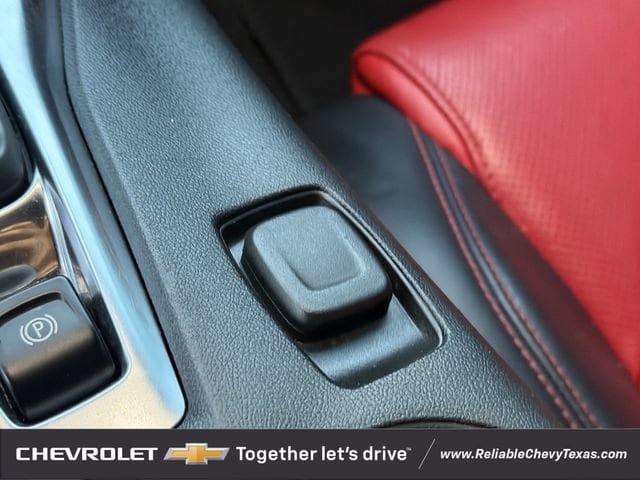 Used 2022 Chevrolet Camaro SS RWD image 19