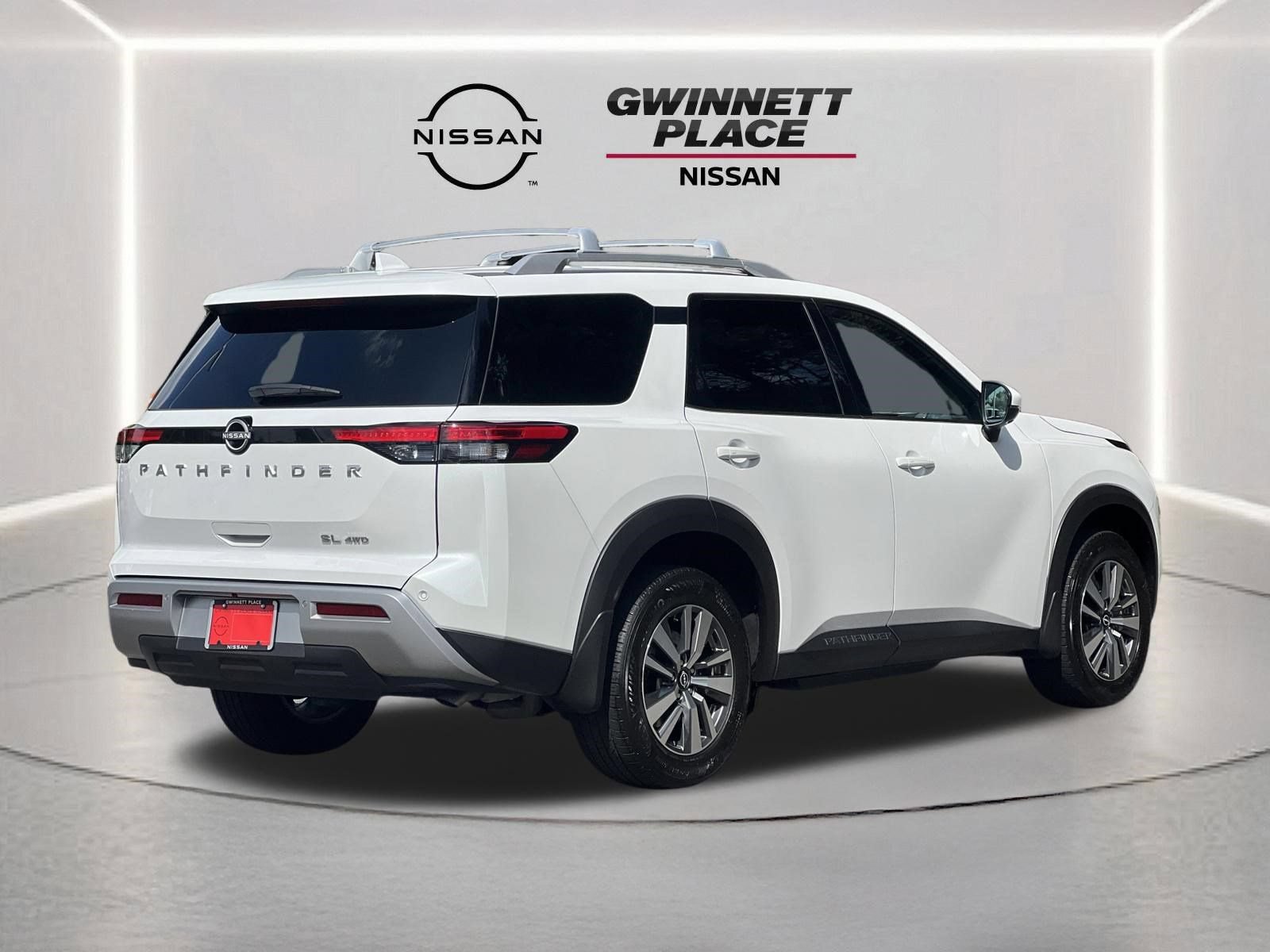 Certified 2025 Nissan Pathfinder SL AWD/4WD image 26