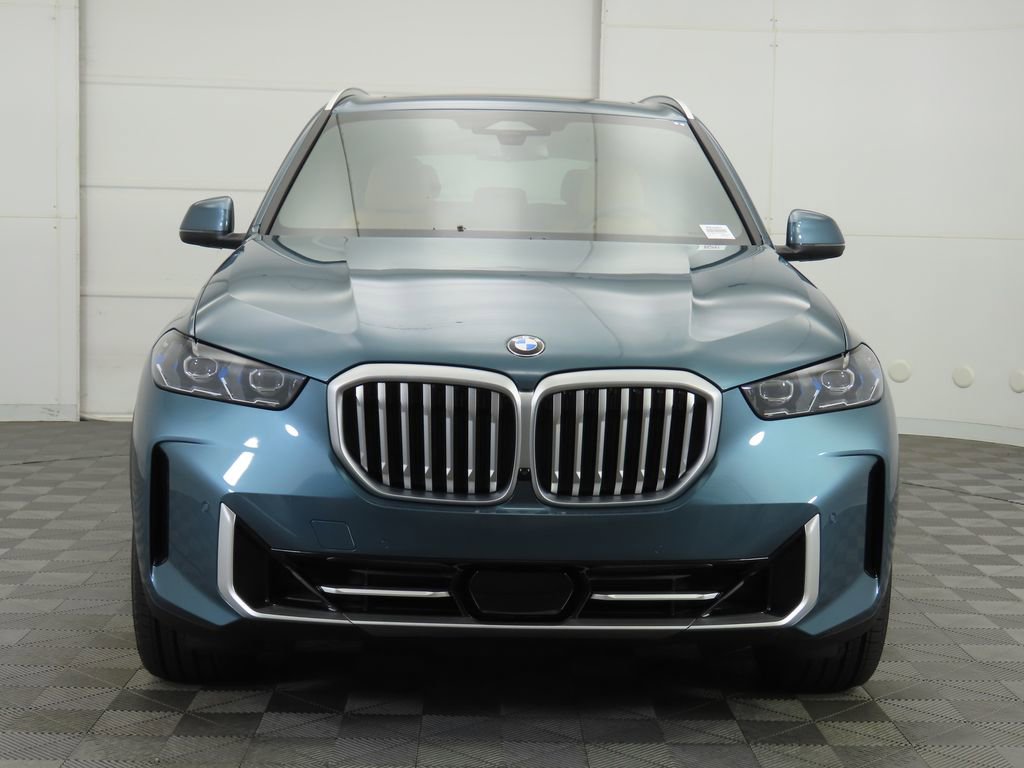 Used 2026 BMW X5 xDrive40i w/ Premium Package AWD/4WD image 3