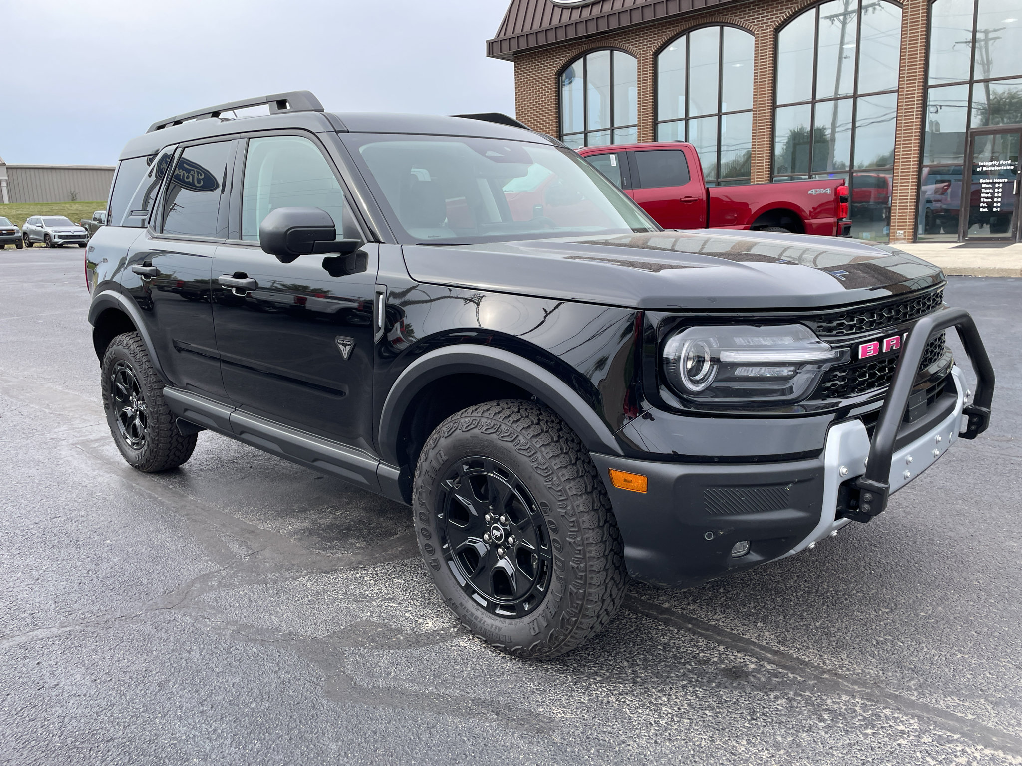 Used 2025 Ford Bronco Sport Badlands w/ Sasquatch Badlands Package AWD/4WD image 2