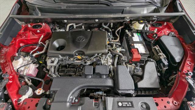Used 2025 Toyota RAV4 LE FWD image 31