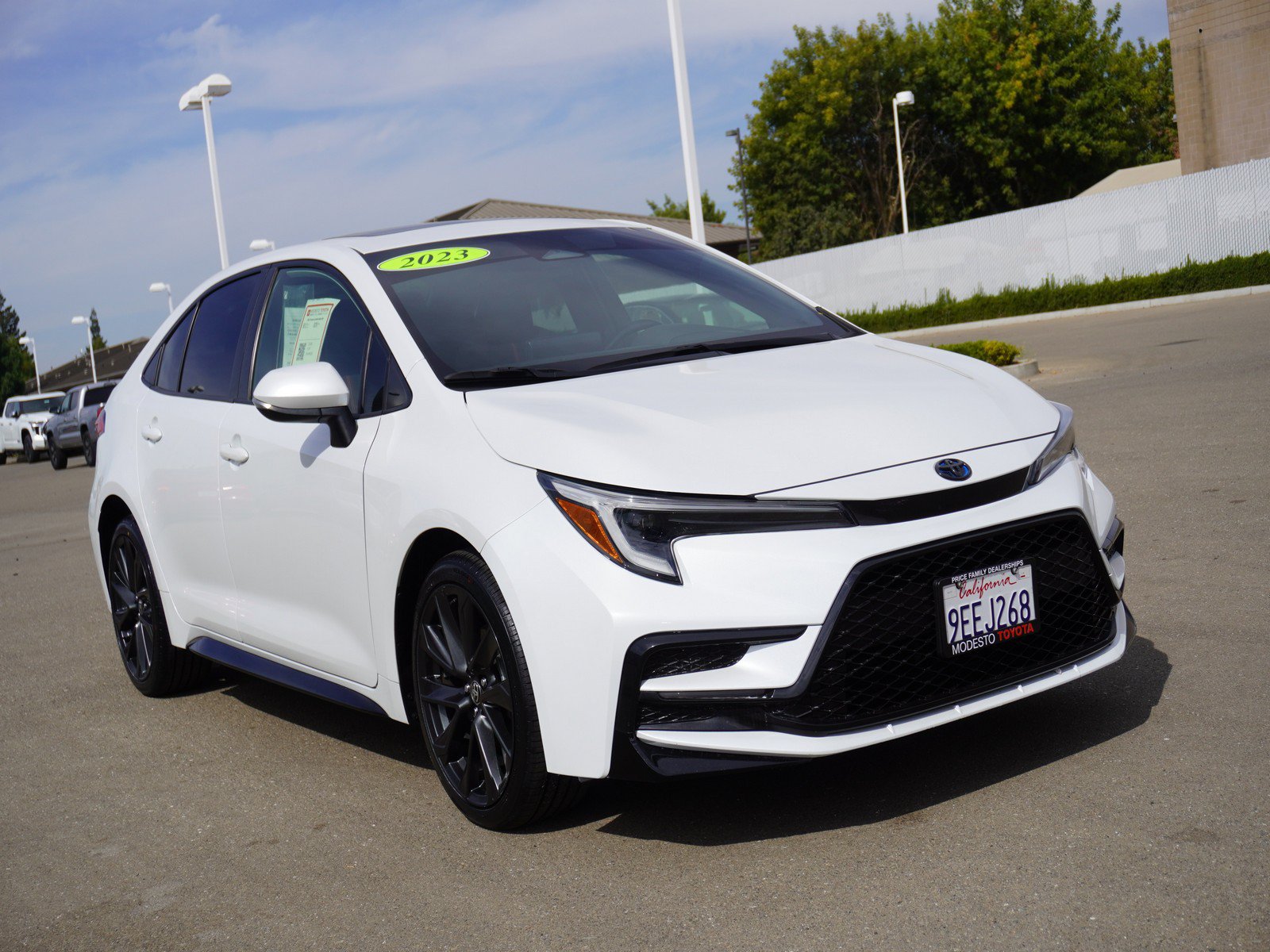 Used 2023 Toyota Corolla SE w/ SE Package