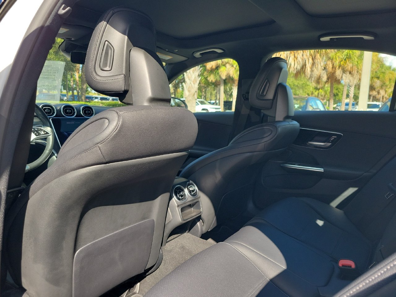 Used 2025 Mercedes-Benz C 300 Sedan image 10