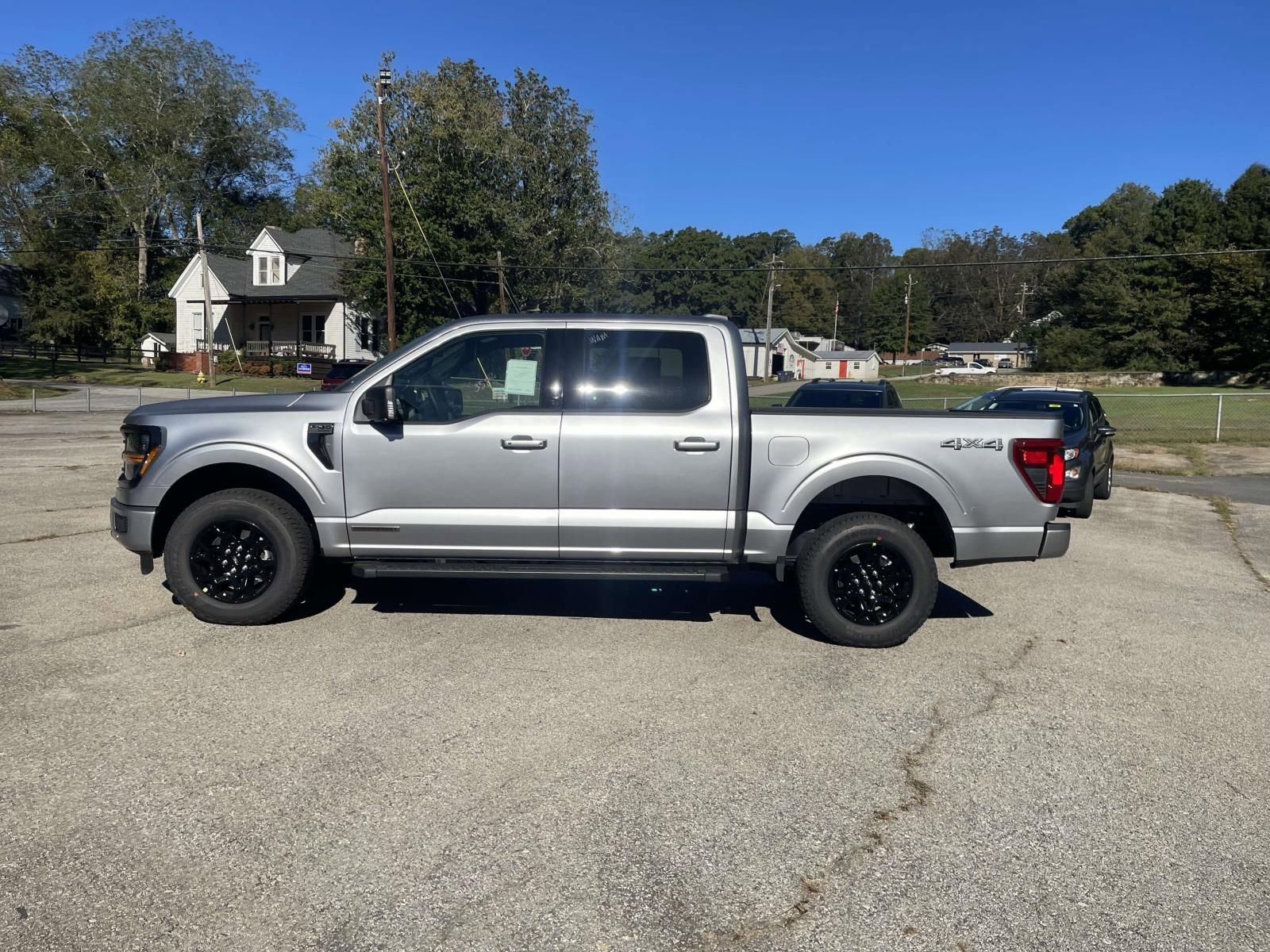 New 2025 Ford F150 XLT w/ Equipment Group 302A MID AWD/4WD image 20
