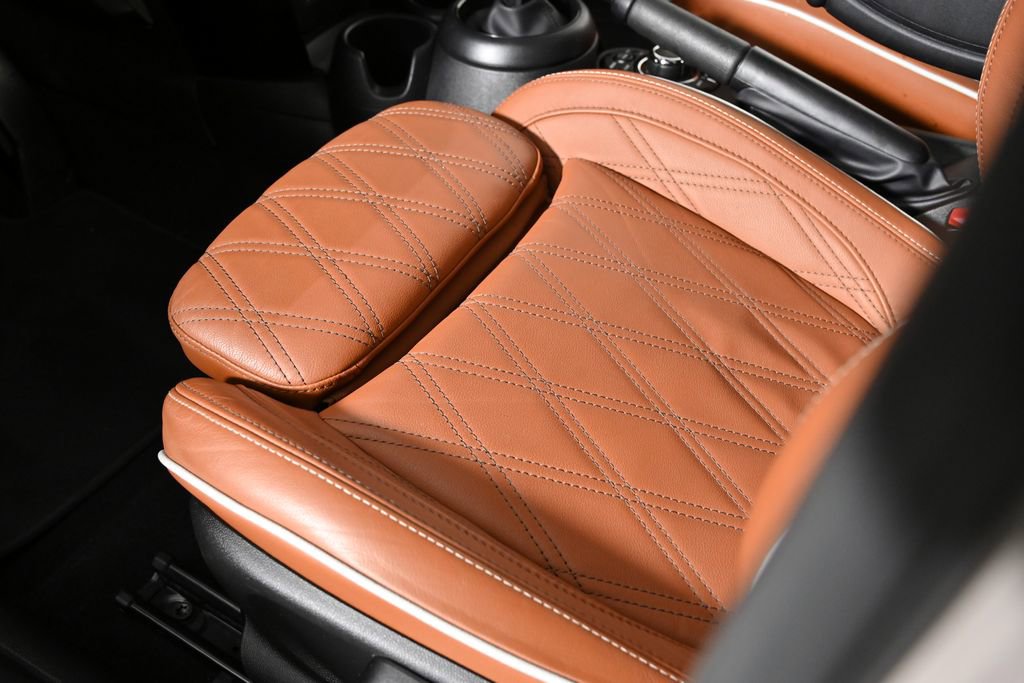 Used 2023 MINI Cooper S w/ Signature Upholstery Package image 28