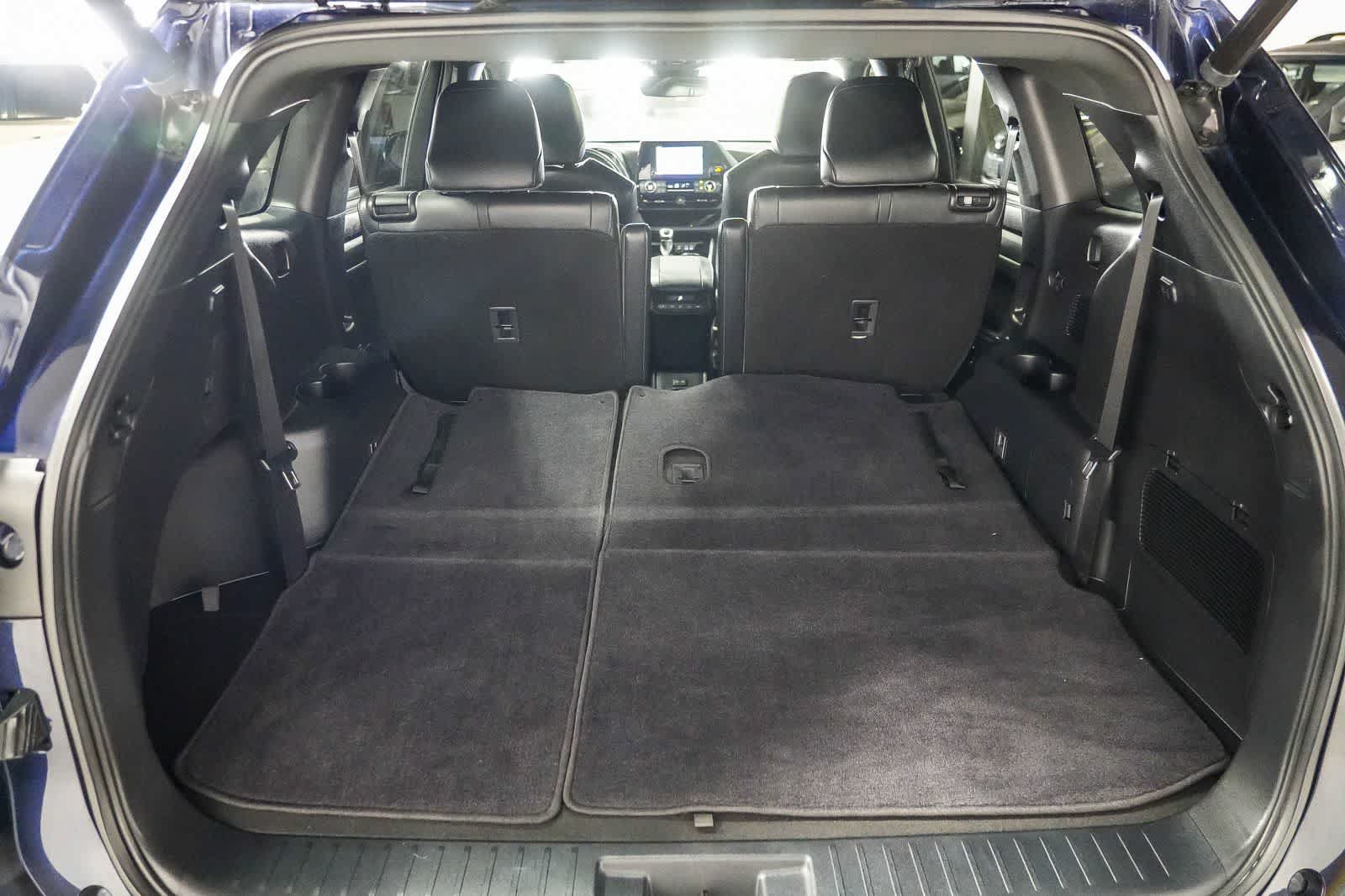 Used 2023 Toyota Highlander XSE FWD image 24