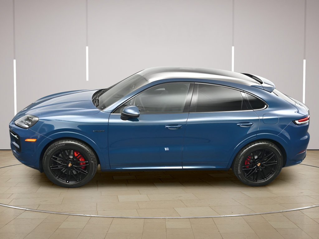 Certified 2025 Porsche Cayenne S AWD/4WD image 35