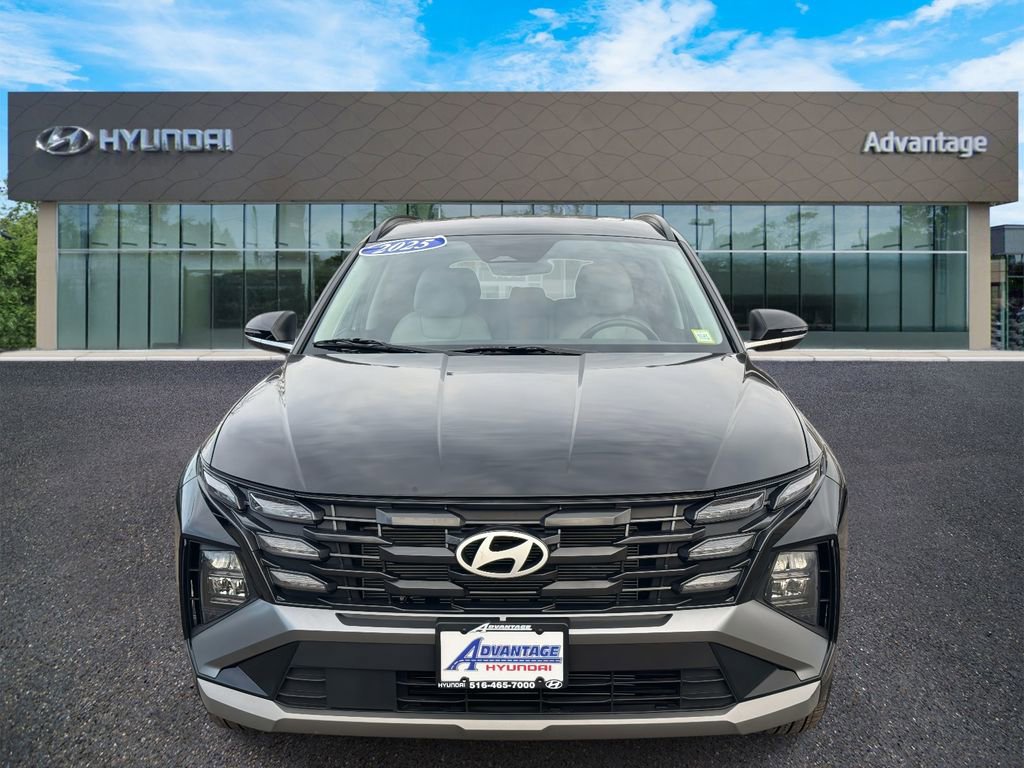 Certified 2025 Hyundai Tucson SEL AWD/4WD image 2