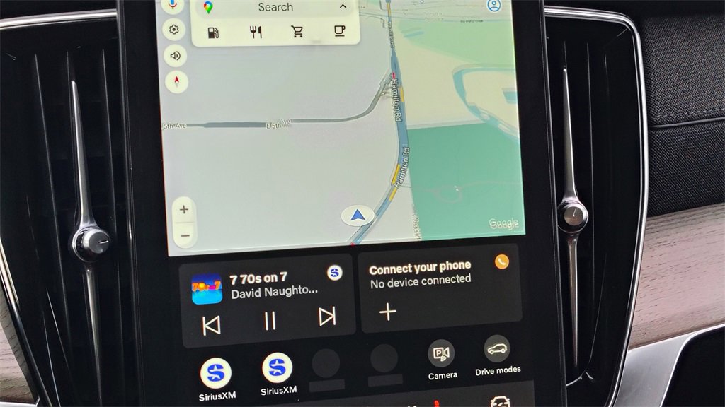 Certified 2025 Volvo XC90 B6 Plus image 19