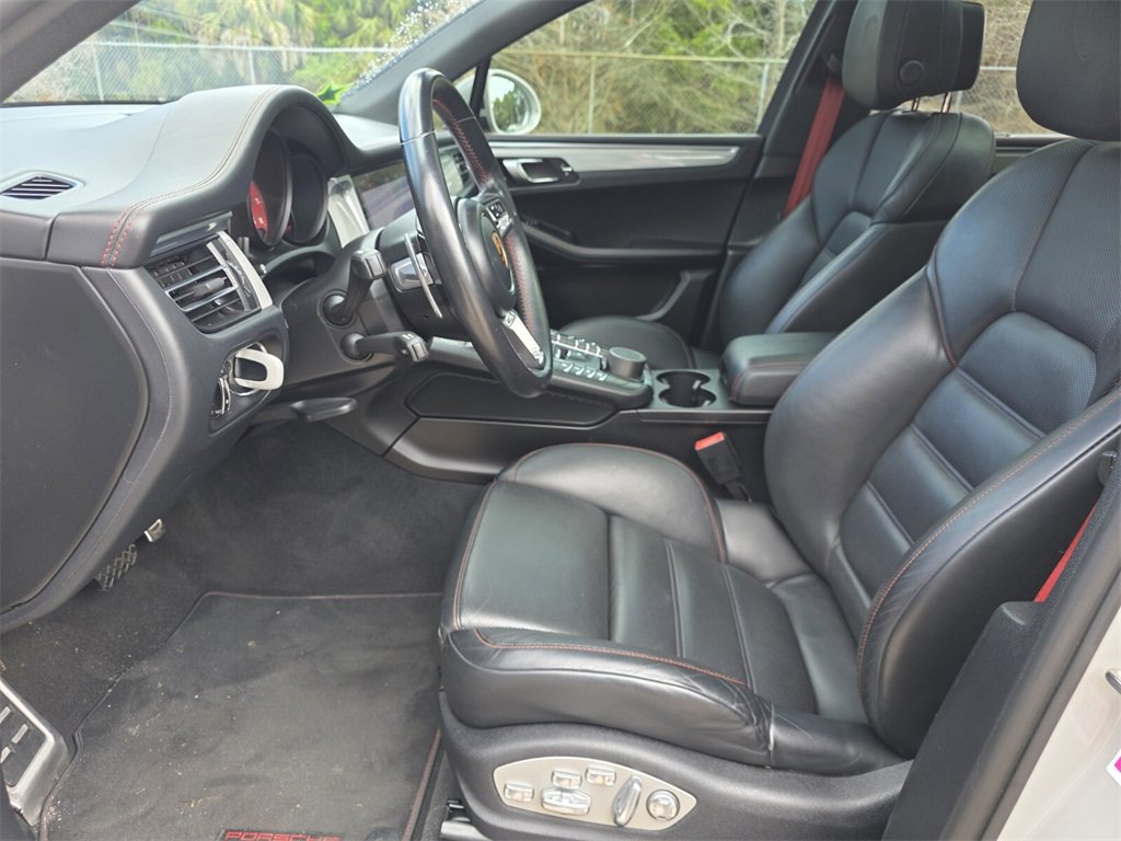 Used 2021 Porsche Macan GTS image 25
