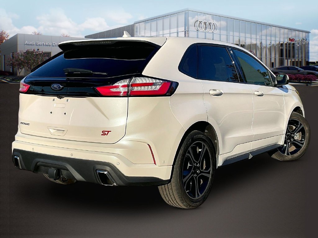 Used 2019 Ford Edge ST w/ Equipment Group 401A AWD/4WD image 7