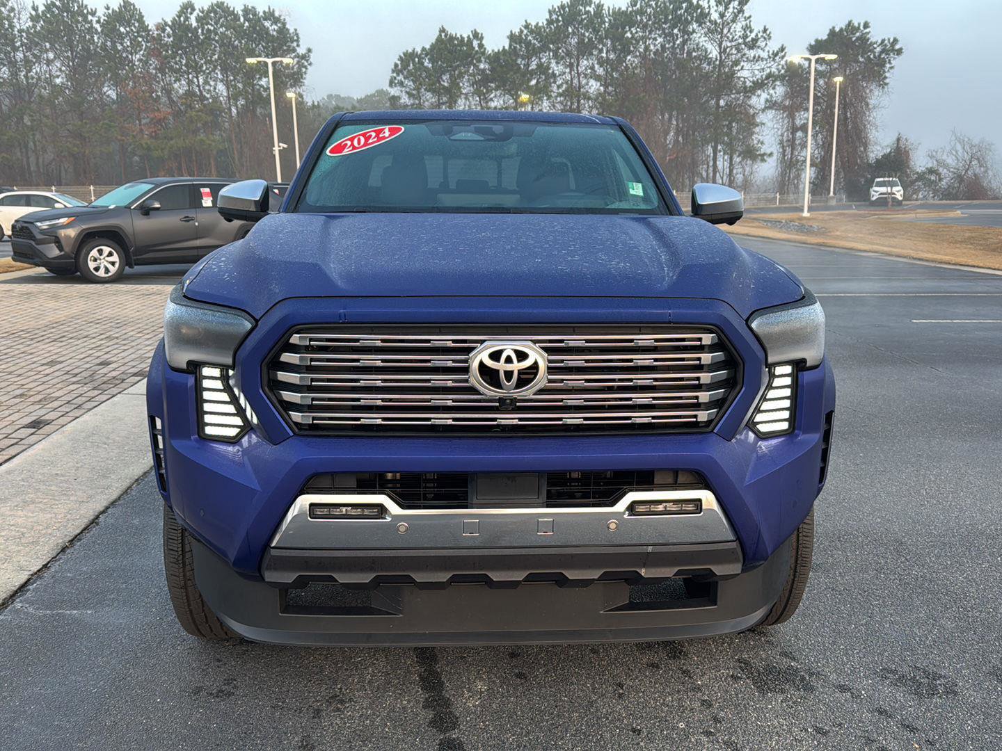 Used 2024 Toyota Tacoma Limited image 7