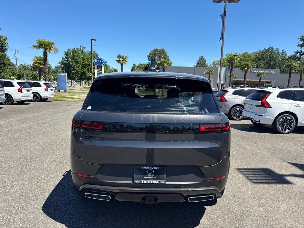 New 2026 Land Rover Range Rover Sport SE AWD/4WD image 6