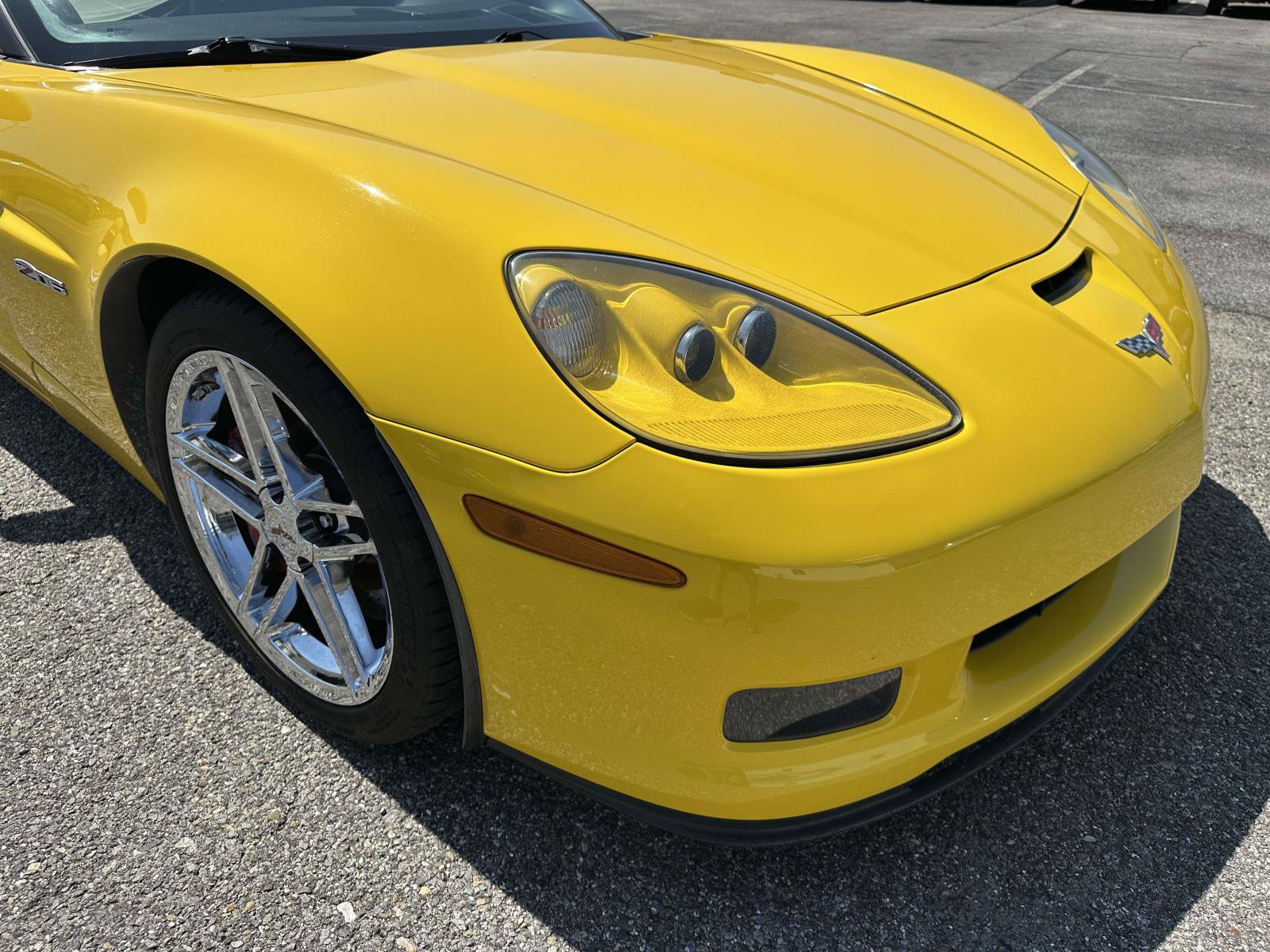 Used 2008 Chevrolet Corvette Z06 w/ Preferred Equipment Group RWD image 7