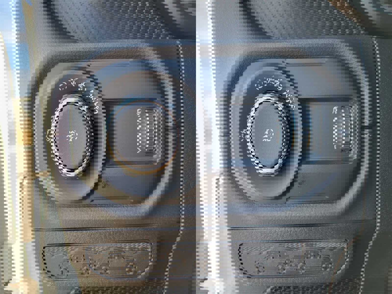 Used 2024 Jeep Wrangler Unlimited Rubicon w/ Convenience Group image 22