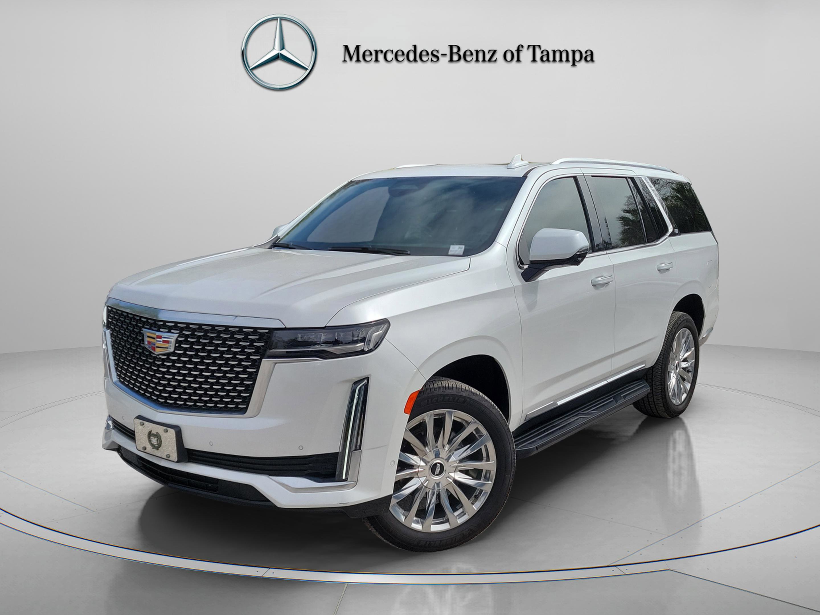 Used 2022 Cadillac Escalade Premium Luxury image 1