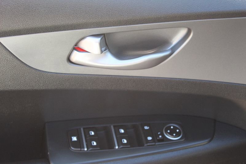 Used 2020 Kia Forte LXS image 10