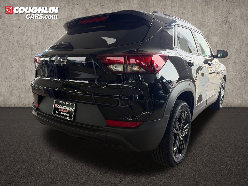 New 2026 Chevrolet TrailBlazer LT w/ Midnight Edition FWD image 6