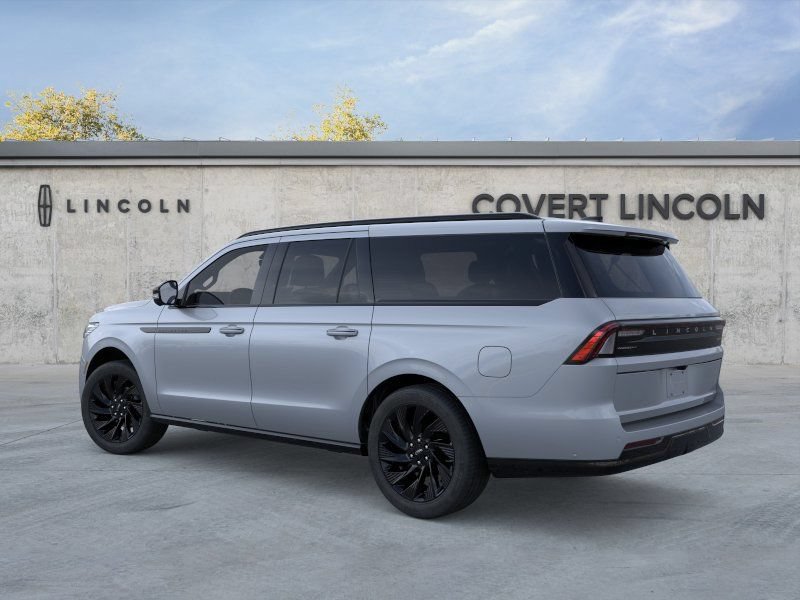 New 2026 Lincoln Navigator L Reserve w/ Jet Appearance Package AWD/4WD image 4