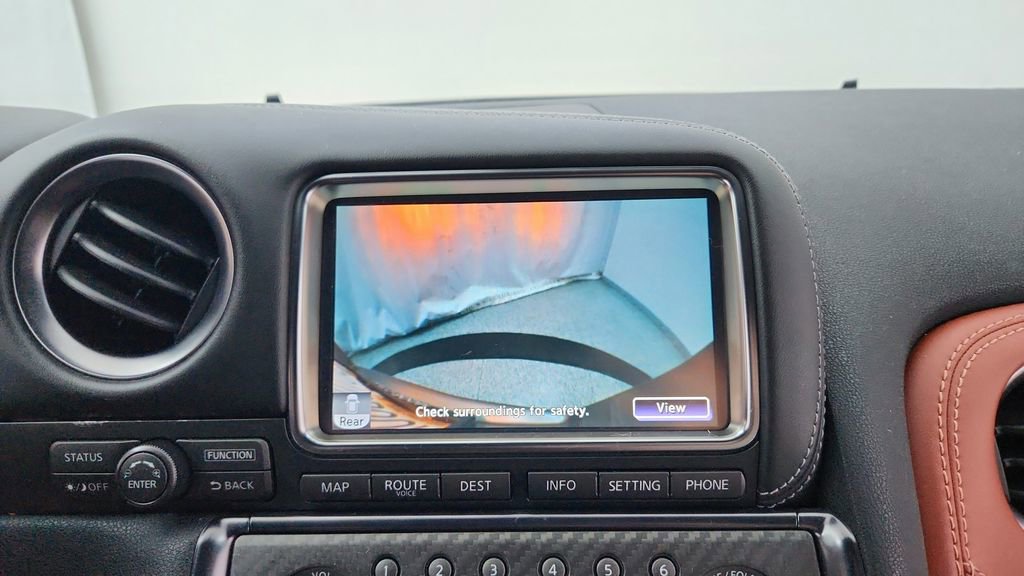 Used 2015 Nissan GT-R Premium image 33