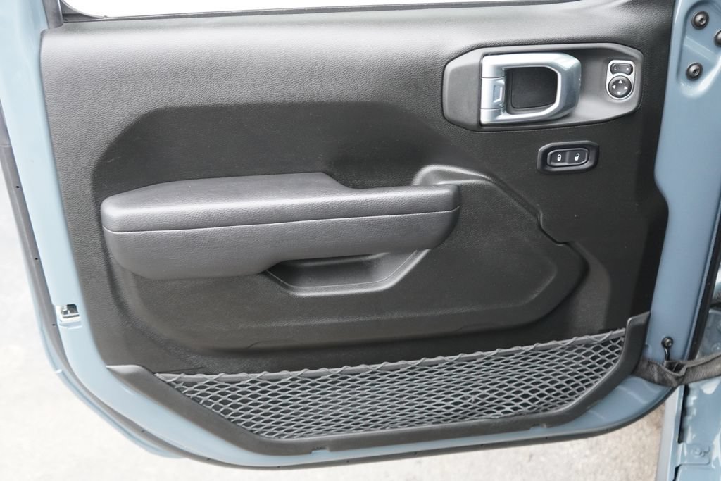 Used 2024 Jeep Gladiator Sport AWD/4WD image 8