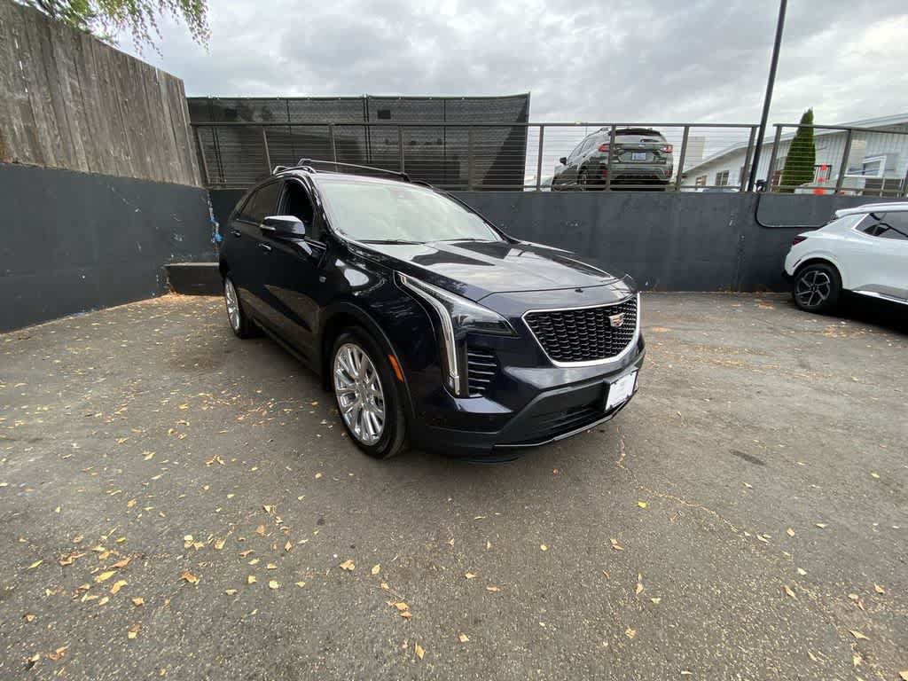 Used 2023 Cadillac XT4 Sport w/ Cold Weather Package AWD/4WD image 8