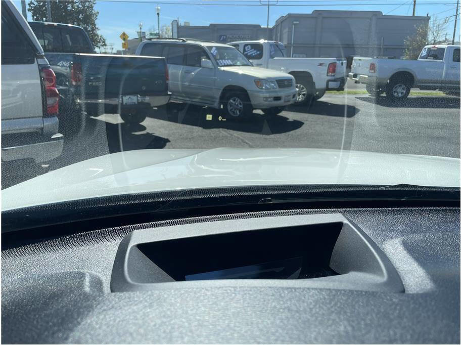 Used 2018 BMW X5 xDrive40e image 26